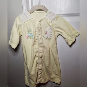 Vintage 80s Adorable Baby Mushroom Nightgown (6-9 mo)
